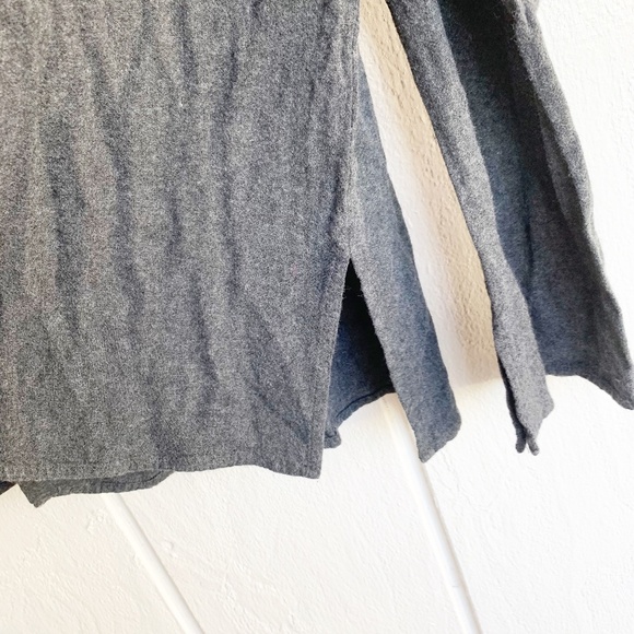 Anthropologie Cloth & Stone Cold Shoulder Top S - Picture 7 of 7